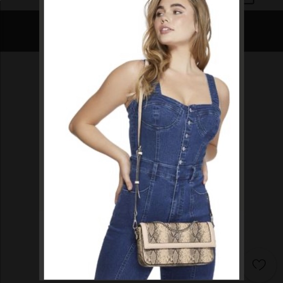 ❗️SOLD❗️ Guess womens crossbody purse in snakeskin - Picture 2 of 7